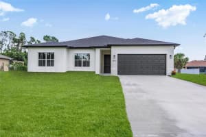 4175 Polynesia Rd, NORTH PORT