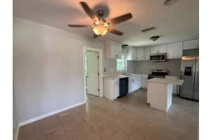 2443 EUGENE STREET, SARASOTA, FL 34231 - MLS#MFRA4661841