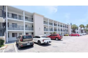 5857 Palm Ln #b22, BRADENTON