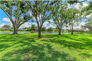 5225 FIELDING LANE, SARASOTA, FL 34233 Sold 10/06/25