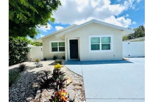 3430 Chapel Dr, SARASOTA