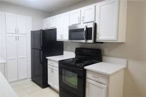 8114 45TH COURT, SARASOTA, FL 34243 - MLS#MFRA4662021