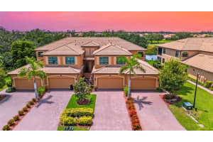 6818 Grand Estuary Trl #103, BRADENTON