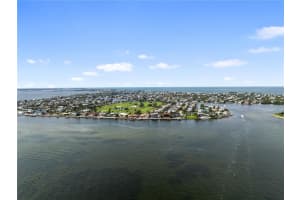 709 KEY ROYALE DRIVE, HOLMES BEACH, FL 34217 - MLS#MFRA4662073