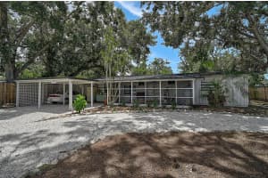2652 LOMA LINDA STREET, SARASOTA, FL 34239 - MLS#MFRA4662079