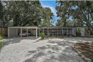 2652 LOMA LINDA STREET, SARASOTA, FL 34239 - MLS#MFRA4662079