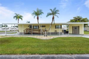 5319 Chateau Ln, BRADENTON