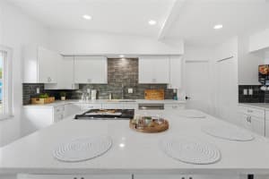 450 81ST AVENUE, ST PETE BEACH, FL 33706 - MLS#MFRA4662091