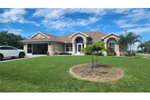 8447 BURWELL CIRCLE, PORT CHARLOTTE, FL 33981 - MLS#MFRA4662096
