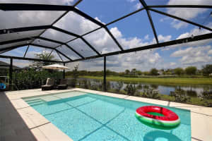 10567 PIEDRA DR, PALMETTO, FL 34221 - MLS#MFRA4662104