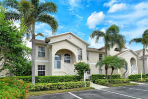 4235 CASTLEBRIDGE LANE, SARASOTA, FL 34238 - MLS#MFRA4662111