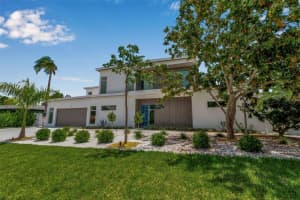 2534 GROVE STREET, SARASOTA, FL 34239 - MLS#MFRA4662120