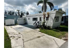 3725 116TH STREET COURT, BRADENTON, FL 34210 - MLS#MFRA4662130