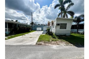 3725 116TH STREET COURT, BRADENTON, FL 34210 - MLS#MFRA4662130