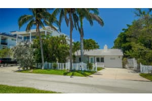 165 TYLER DRIVE, SARASOTA, FL 34236 - MLS#MFRA4662138