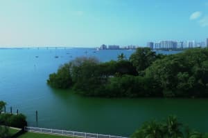 1521 BAY POINT DRIVE, SARASOTA, FL 34236 - MLS#MFRA4662152