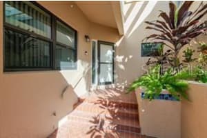 5259 HERON WAY, SARASOTA, FL 34231 - MLS#MFRA4662157