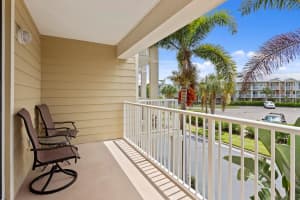 3273 MANGROVE POINT DRIVE, RUSKIN, FL 33570 - MLS#MFRA4662158