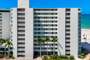 19 WHISPERING SANDS DRIVE, SARASOTA, FL 34242 - MLS#MFRA4662176