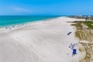 19 WHISPERING SANDS DRIVE, SARASOTA, FL 34242 - MLS#MFRA4662178