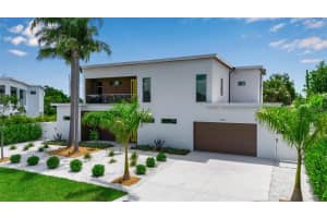2532 FRUIT TREE DRIVE, SARASOTA, FL 34239 - MLS#MFRA4662213