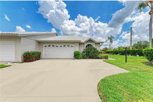 5318 CRESTLAKE BOULEVARD, SARASOTA, FL 34233 Sold 10/15/25