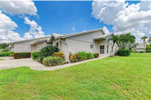 5318 CRESTLAKE BOULEVARD, SARASOTA, FL 34233 Sold 10/15/25