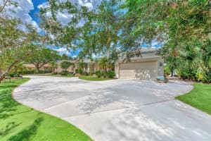 383 CEDARBROOK COURT, VENICE, FL 34292 - MLS#MFRA4662260
