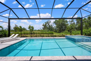 8352 SEA GLASS COURT, SARASOTA, FL 34240 - MLS#MFRA4662310
