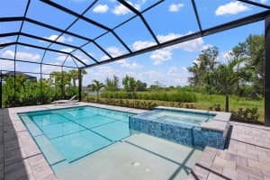 8352 SEA GLASS COURT, SARASOTA, FL 34240 - MLS#MFRA4662310