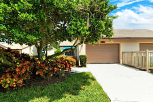 6041 CLUBSIDE DRIVE, SARASOTA, FL 34243 - MLS#MFRA4662344