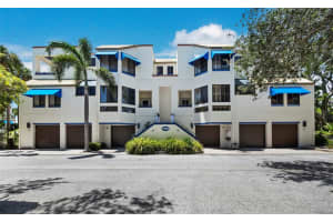 1904 Harbourside Dr #202, LONGBOAT KEY