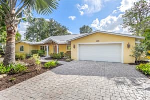 5215 CAPE LEYTE DRIVE, SARASOTA, FL 34242 - MLS#MFRA4662406