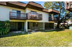 3225 RAMBLEWOOD DRIVE, SARASOTA, FL 34237 - MLS#MFRA4662423