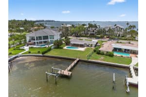 377 SHORE DRIVE, SARASOTA, FL 34234 - MLS#MFRA4662448