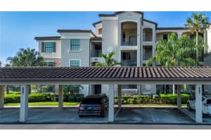 16804 Vardon Ter #201, BRADENTON