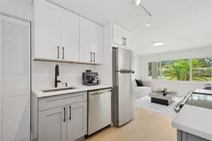 2655 BAY STREET, SARASOTA, FL 34237 - MLS#MFRA4662456