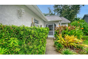 6016 BONAVENTURE PLACE, SARASOTA, FL 34243 - MLS#MFRA4662460