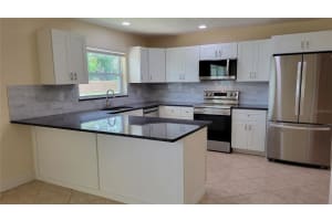 6219 HOLLYWOOD BOULEVARD, SARASOTA, FL 34231 - MLS#MFRA4662469