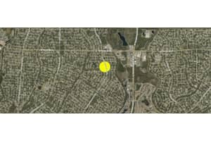 S CHAMBERLAIN BLVD, NORTH PORT, FL 34286 - MLS#MFRA4662497