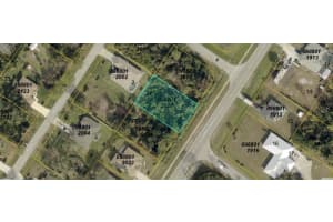 S CHAMBERLAIN BLVD, NORTH PORT, FL 34286 - MLS#MFRA4662498