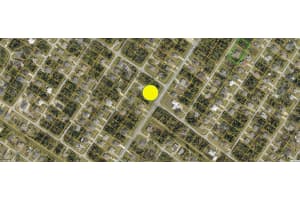 S CHAMBERLAIN BLVD, NORTH PORT, FL 34286 - MLS#MFRA4662498