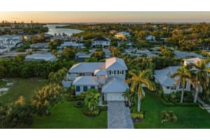 601 Triton Bnd, LONGBOAT KEY