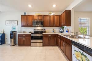 821 6TH PLACE, CAPE CORAL, FL 33909 - MLS#MFRA4662513