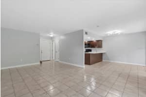 1125 LONGFELLOW WAY, SARASOTA, FL 34243 - MLS#MFRA4662526