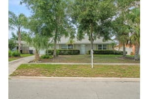 1484 SOUTHRIDGE DRIVE, CLEARWATER, FL 33756 Sold 10/03/25