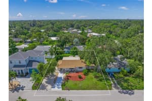 2616 MARTIN STREET, SARASOTA, FL 34237 - MLS#MFRA4662540