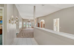 5829 FAIRWOODS CIRCLE, SARASOTA, FL 34243 - MLS#MFRA4662543