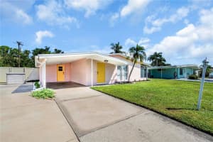 3111 BAYSHORE GARDENS PARKWAY, BRADENTON, FL 34207 - MLS#MFRA4662592