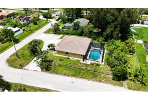 451 GLEN OAK ROAD, VENICE, FL 34293 - MLS#MFRA4662623